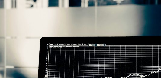 Automatisierung für den Mittelstand: Wo Bots Stunden sparen Automatisierung